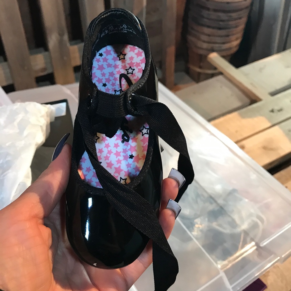 Capezio little girls tap shoes